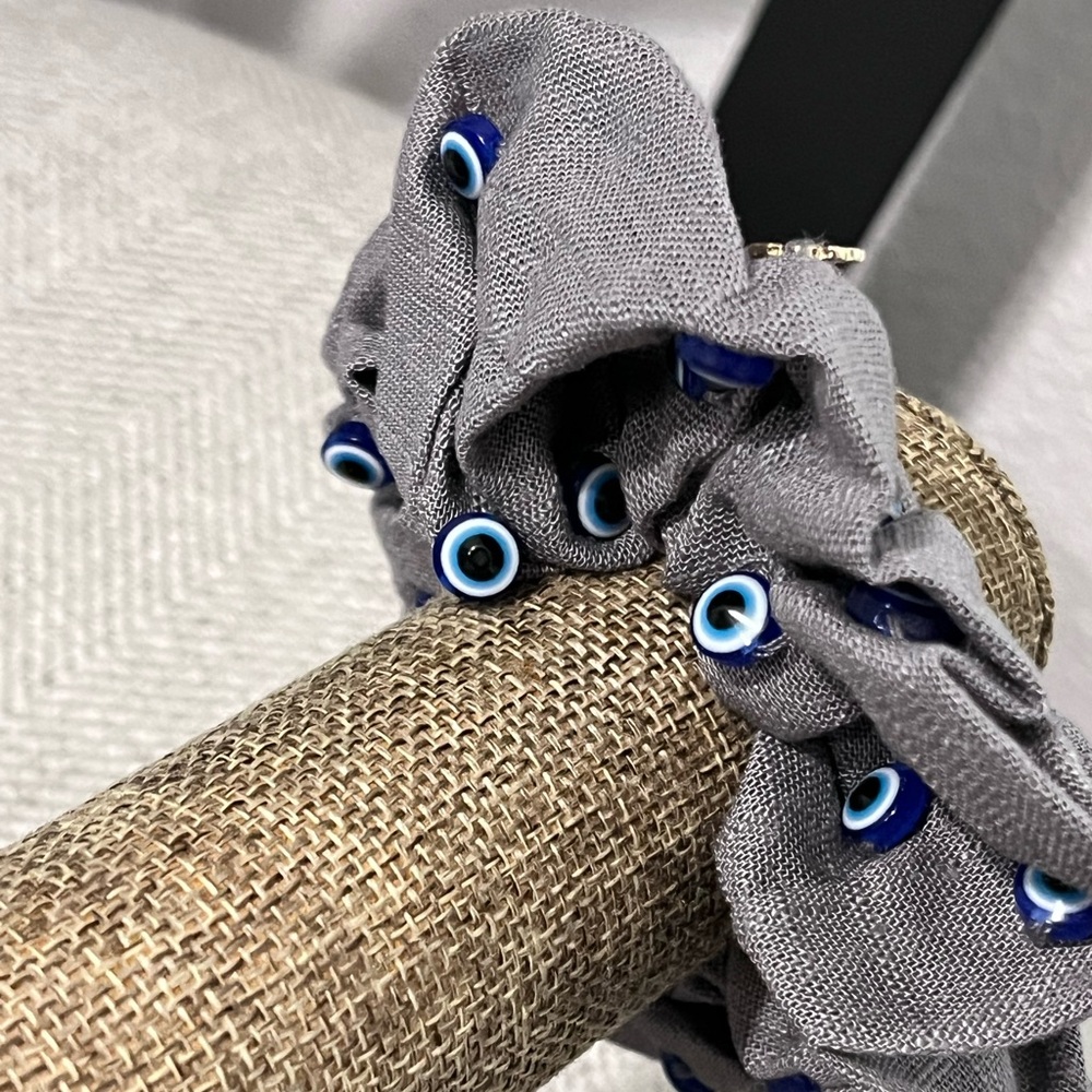 LELE SADOUGHI NWT AUTHENTIC EVIL đź§żEYE OVERSIZED WOVEN LINEN -BLEND SCRUNCHIE - Picture 6 of 11